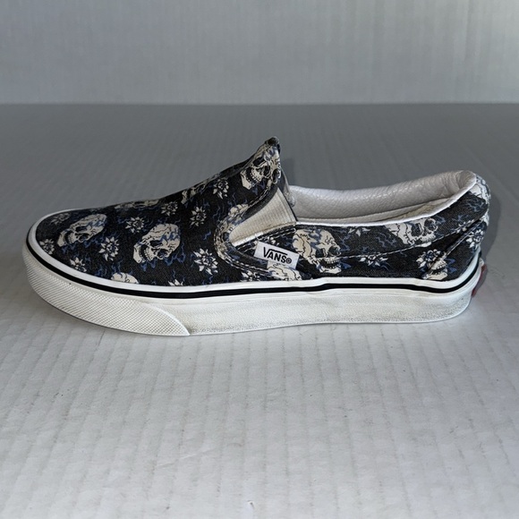 Vans Classic Flash Skulls Slip On Sneakers - Picture 3 of 11